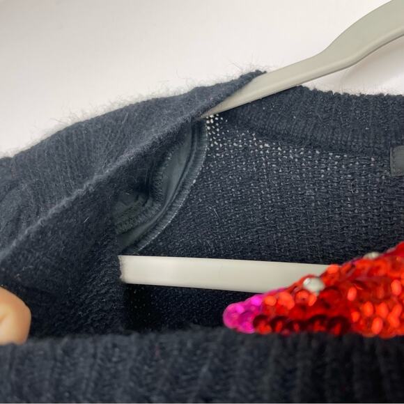 I. B. Diffusion vintage black knit sweater sequin beaded heart size Medium - Picture 5 of 11